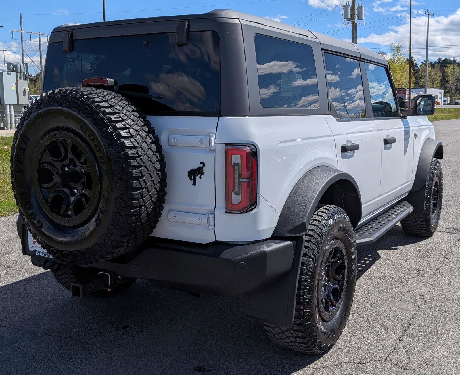 Used 2023 Ford Bronco Wildtrak AWD/4WD image 9