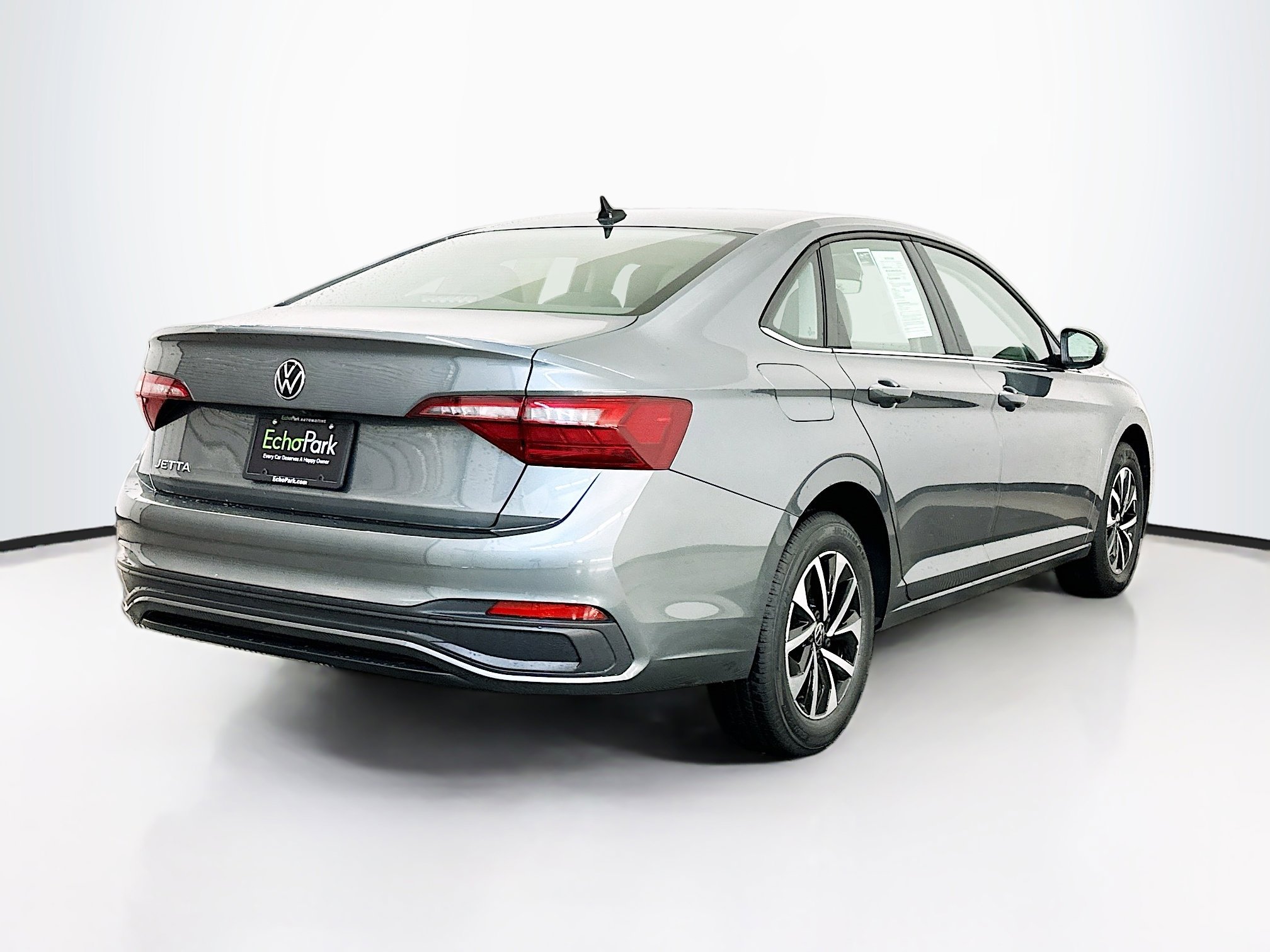 Used 2024 Volkswagen Jetta S image 9