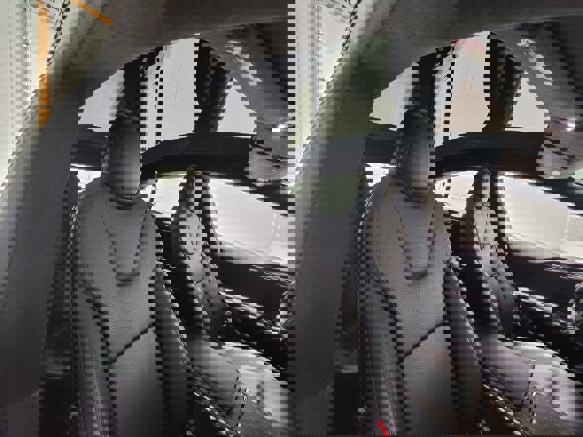 Used 2021 Tesla Model S Long Range image 12