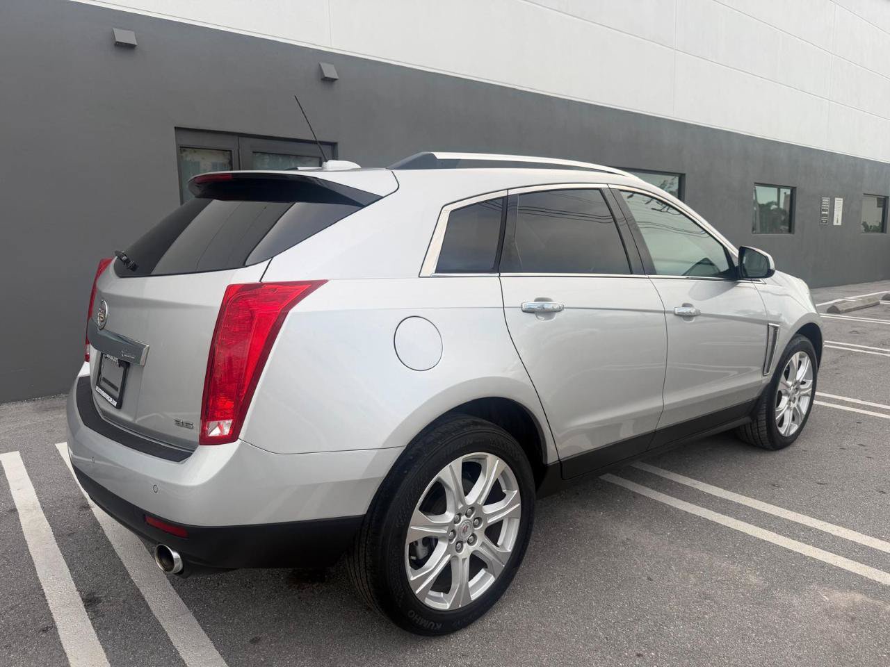 Used 2015 Cadillac SRX Performance FWD image 9