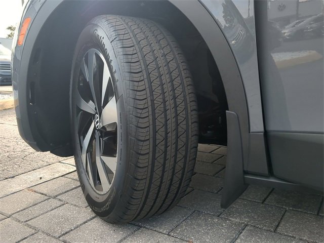 Certified 2023 Volkswagen ID.4 Pro image 34