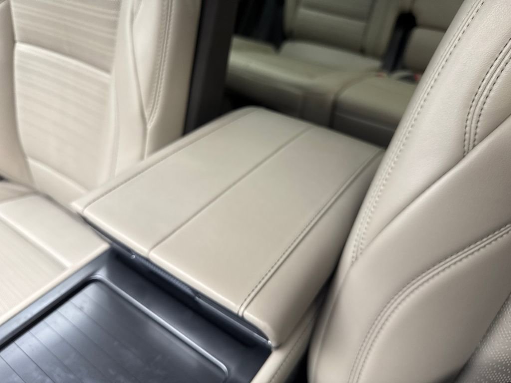 Used 2025 Lincoln Nautilus Reserve AWD/4WD image 72