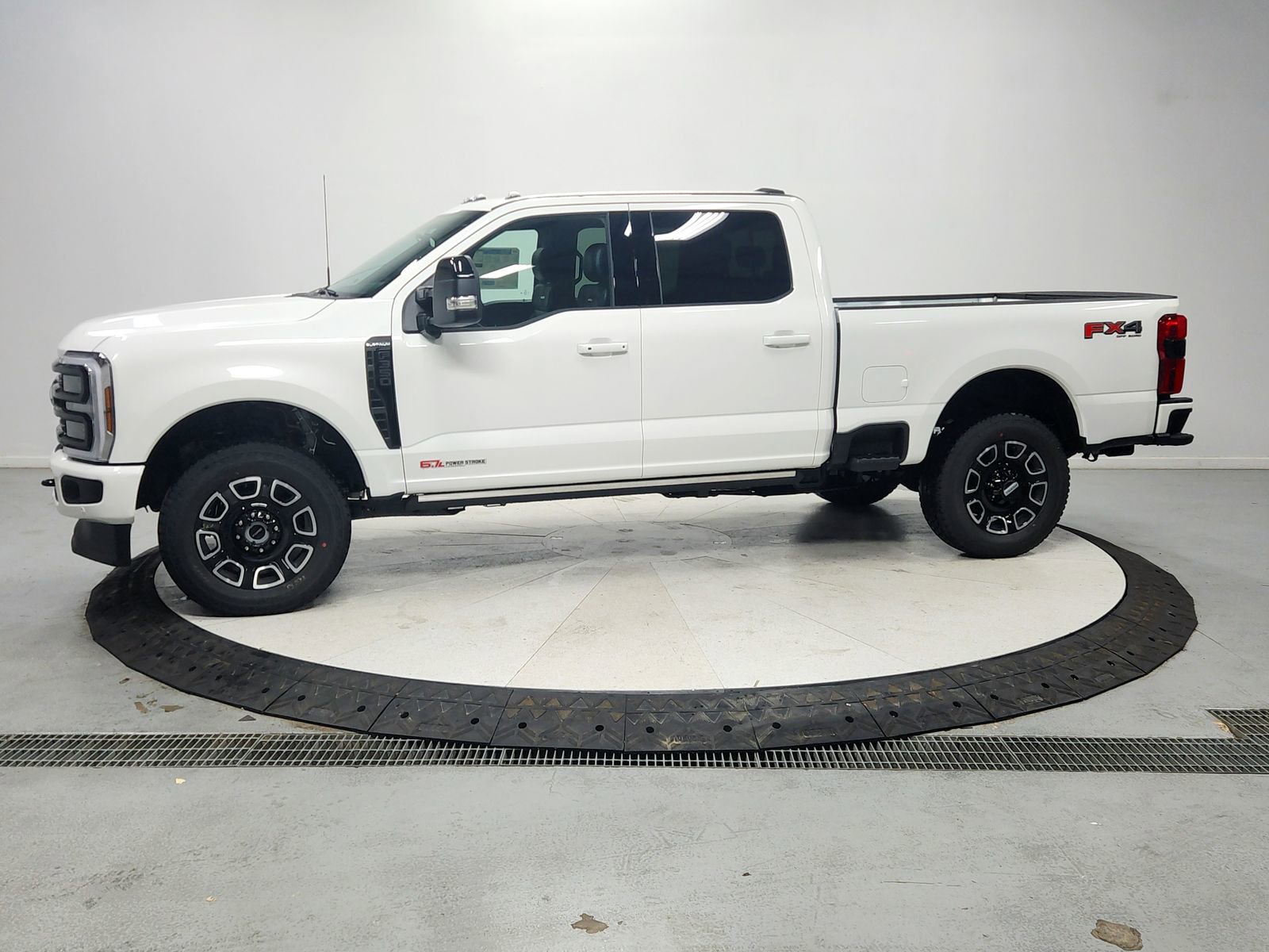 New 2026 Ford F350 Platinum image 4