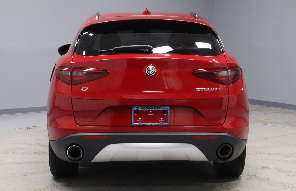 Used 2018 Alfa Romeo Stelvio Sport w/ Quick Order Package 22J Sport image 8
