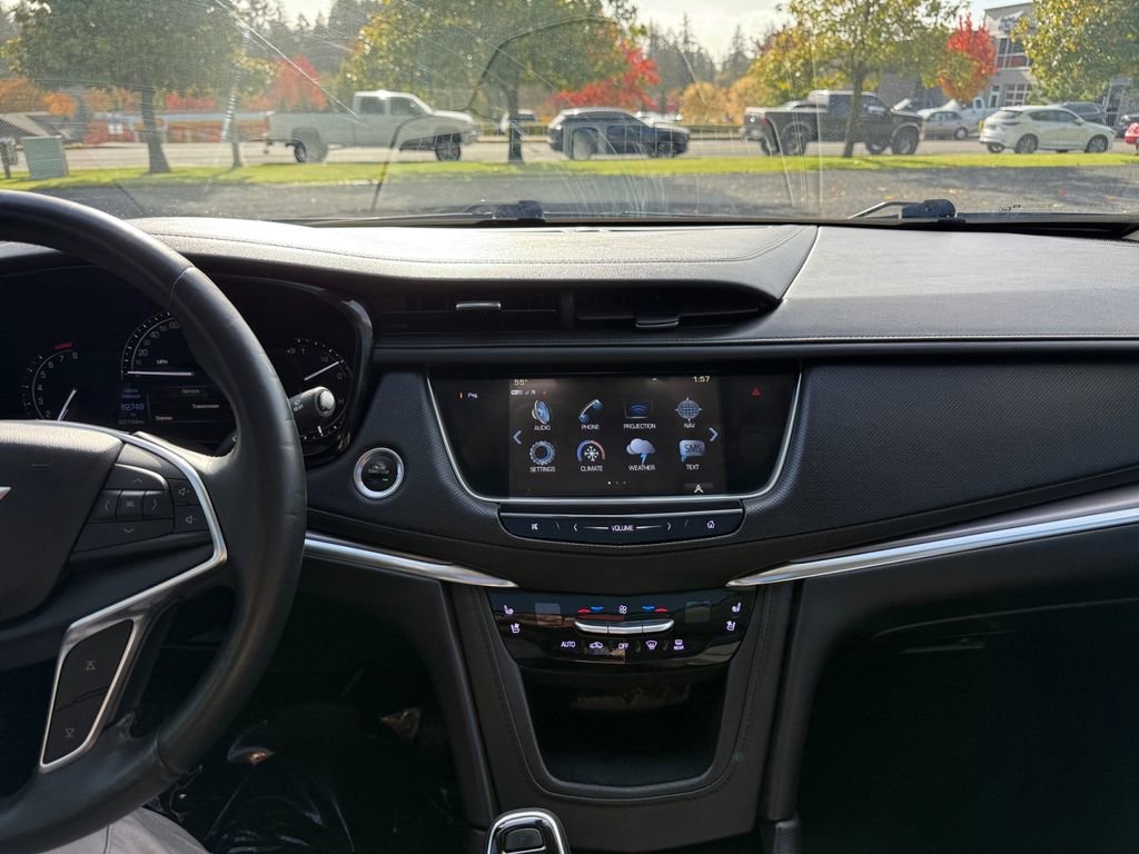 Used 2018 Cadillac XT5 Premium Luxury image 17