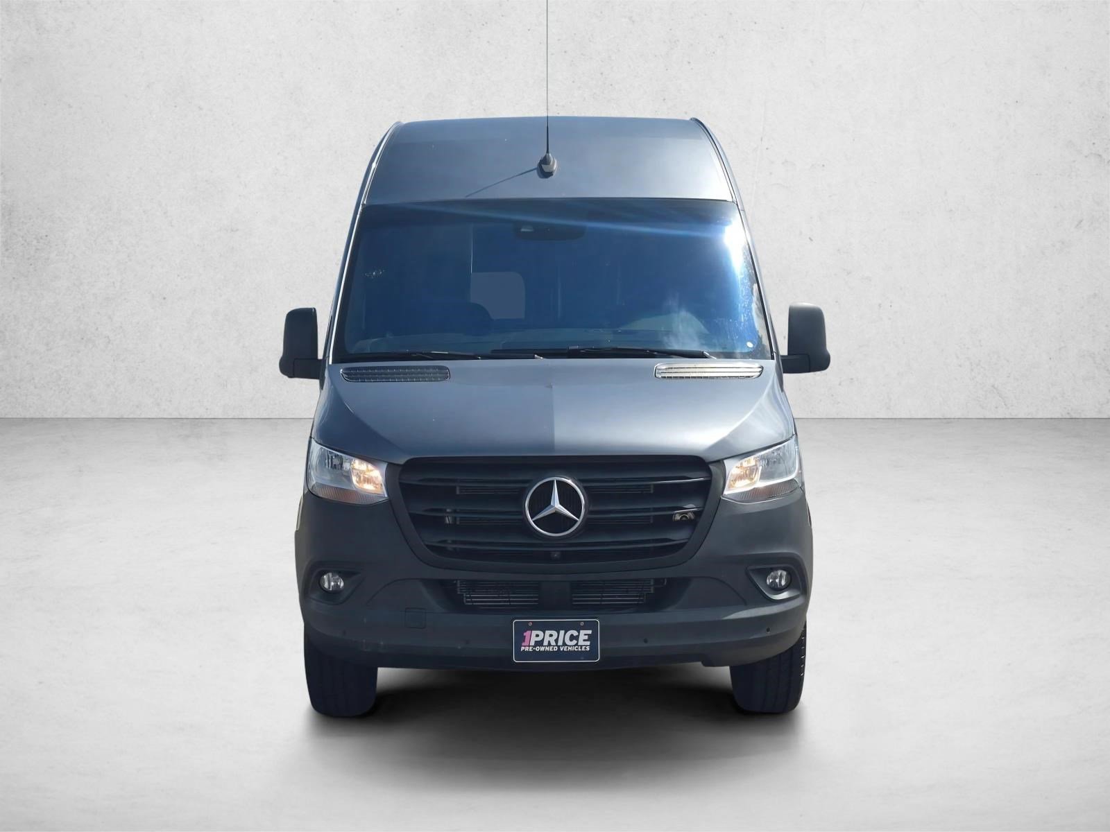 Used 2022 Mercedes-Benz Sprinter 2500 video 1