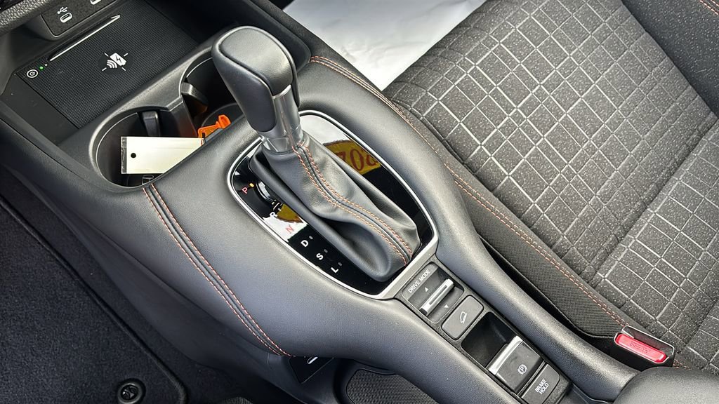 Certified 2026 Honda HR-V Sport image 21