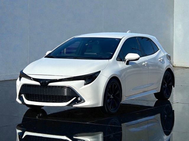 Used 2019 Toyota Corolla XSE FWD image 3