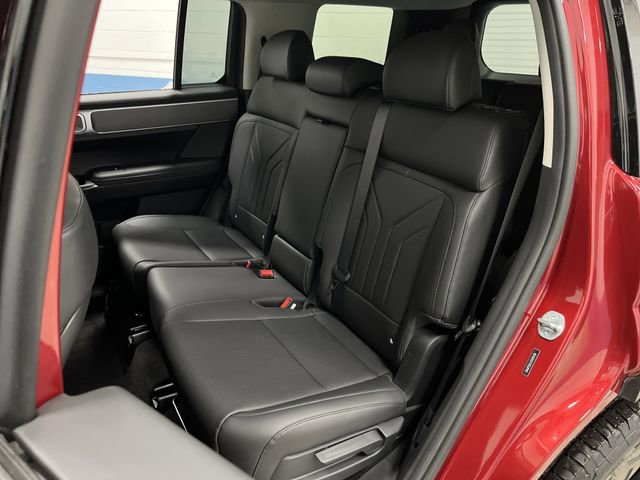 Used 2025 Hyundai Santa Fe XRT image 31