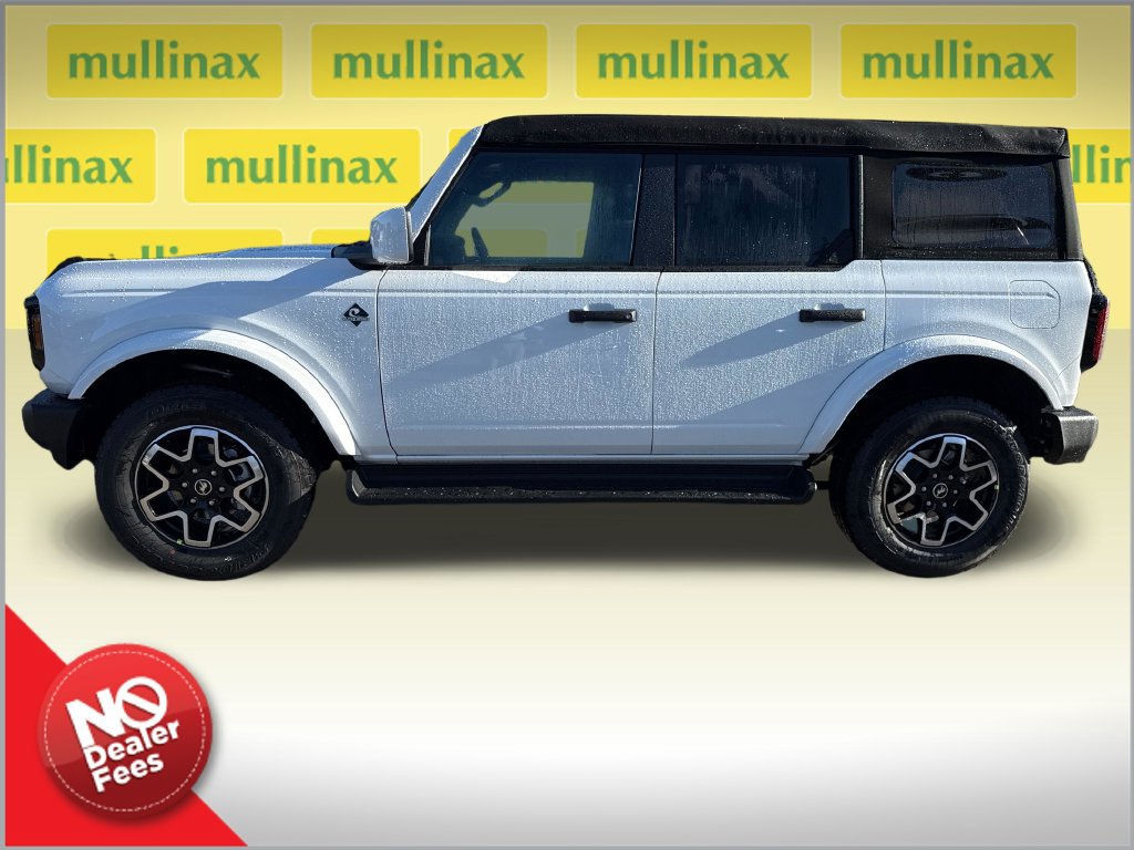 New 2026 Ford Bronco Outer Banks AWD/4WD image 2