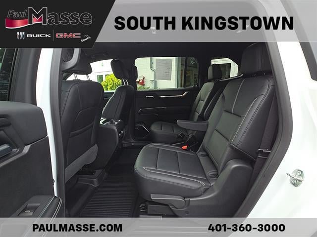 Used 2025 GMC Acadia Elevation w/ Elevation Premium Package AWD/4WD image 19