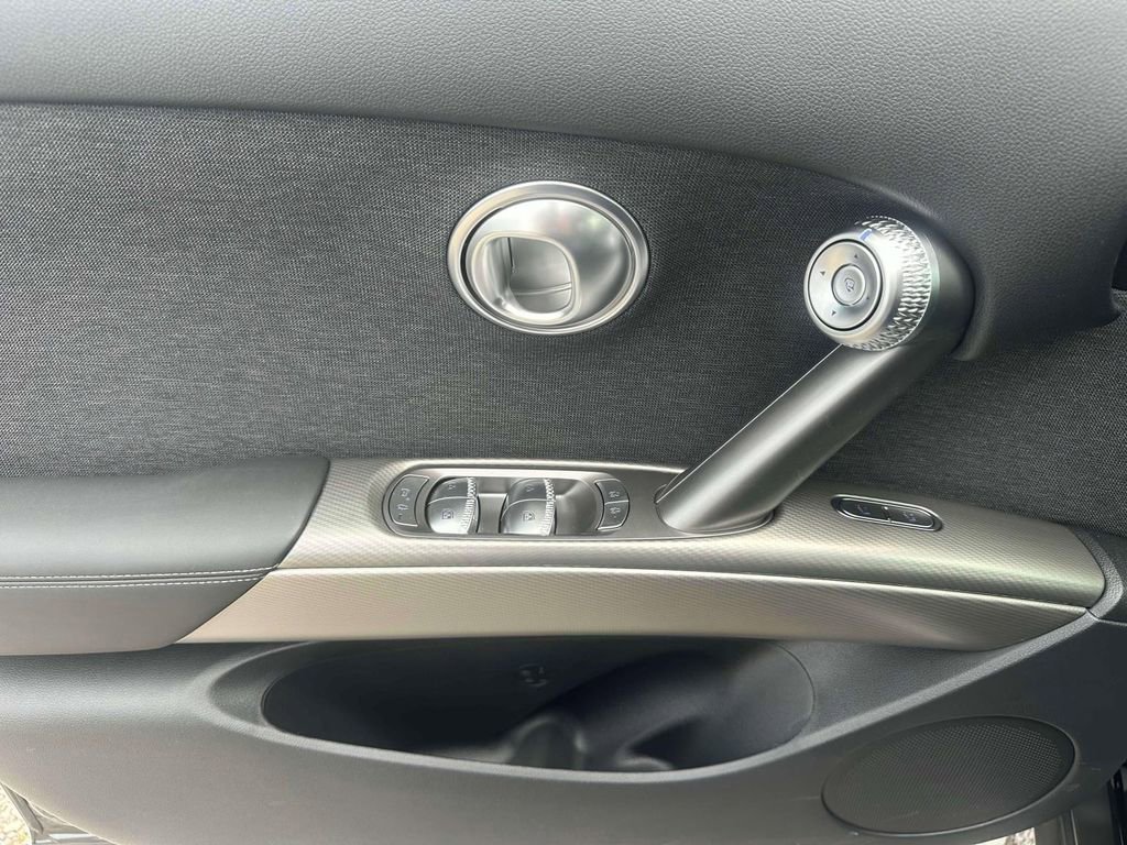 New 2025 Genesis GV60 Advanced AWD/4WD image 15