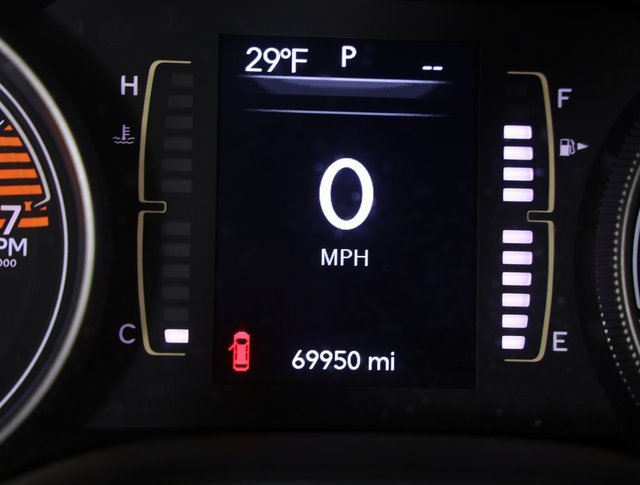 Used 2019 Jeep Cherokee Latitude Plus image 10