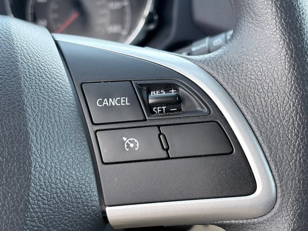 Used 2025 Mitsubishi Outlander Sport LE AWD/4WD image 14