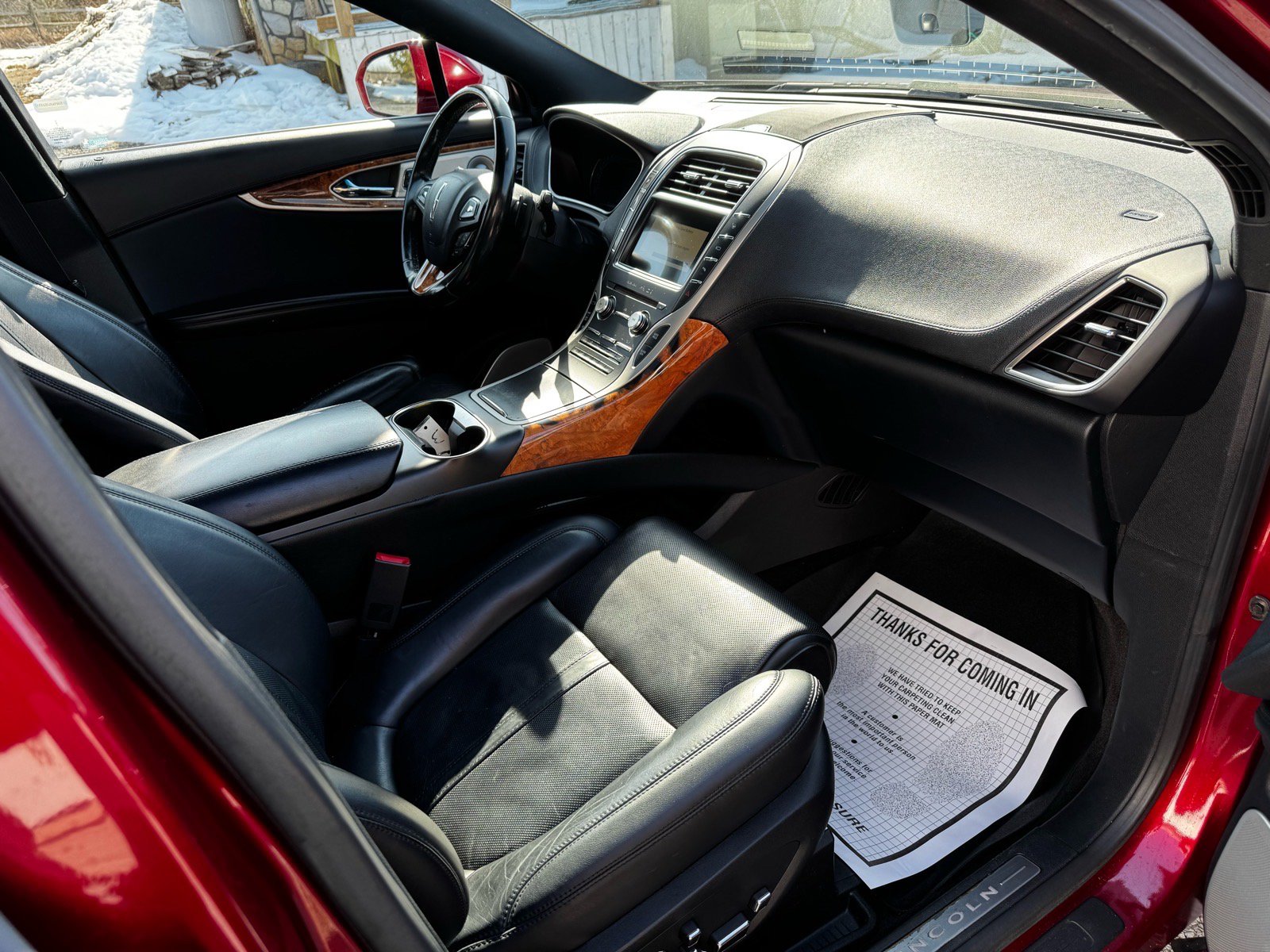 Used 2017 Lincoln MKX Reserve w/ Luxury Package AWD/4WD image 25