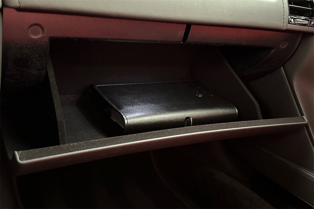 Used 2022 Jaguar F-TYPE Coupe image 33