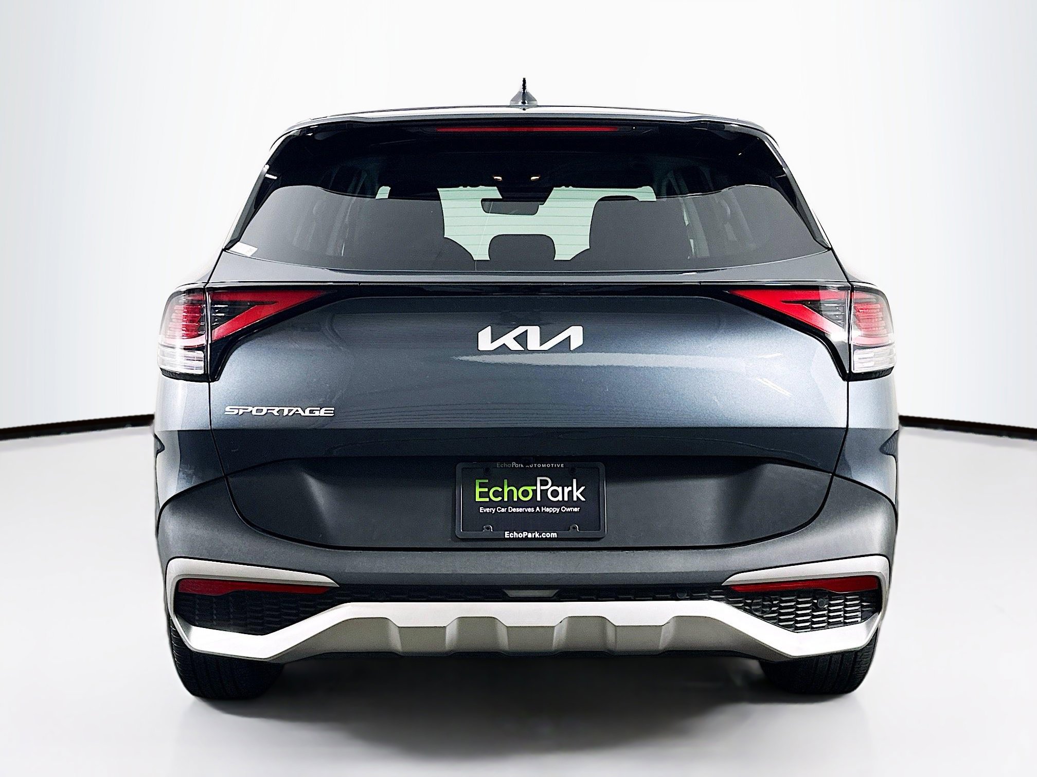 Used 2025 Kia Sportage LX image 7