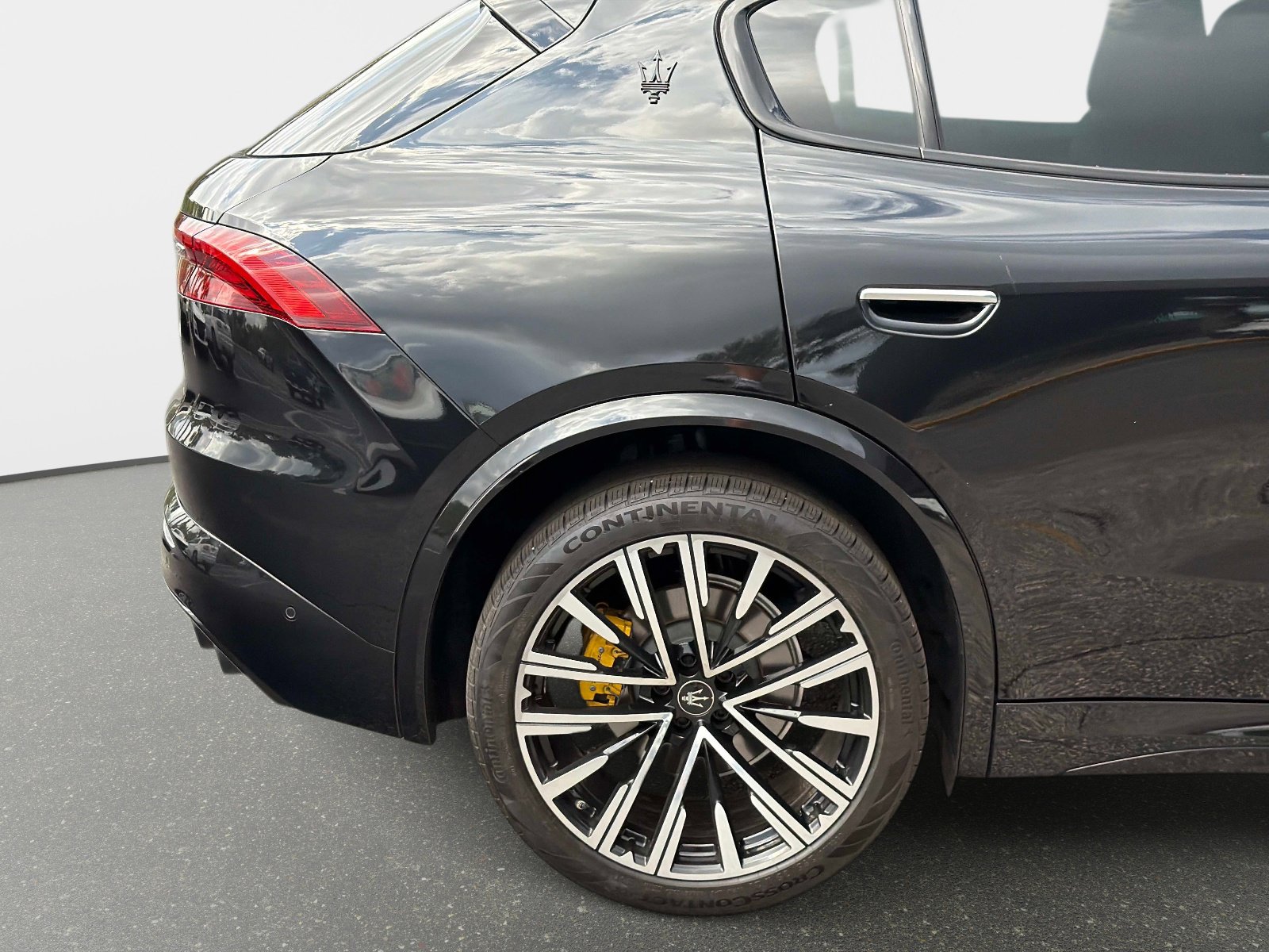 Used 2023 Maserati Grecale Modena image 14