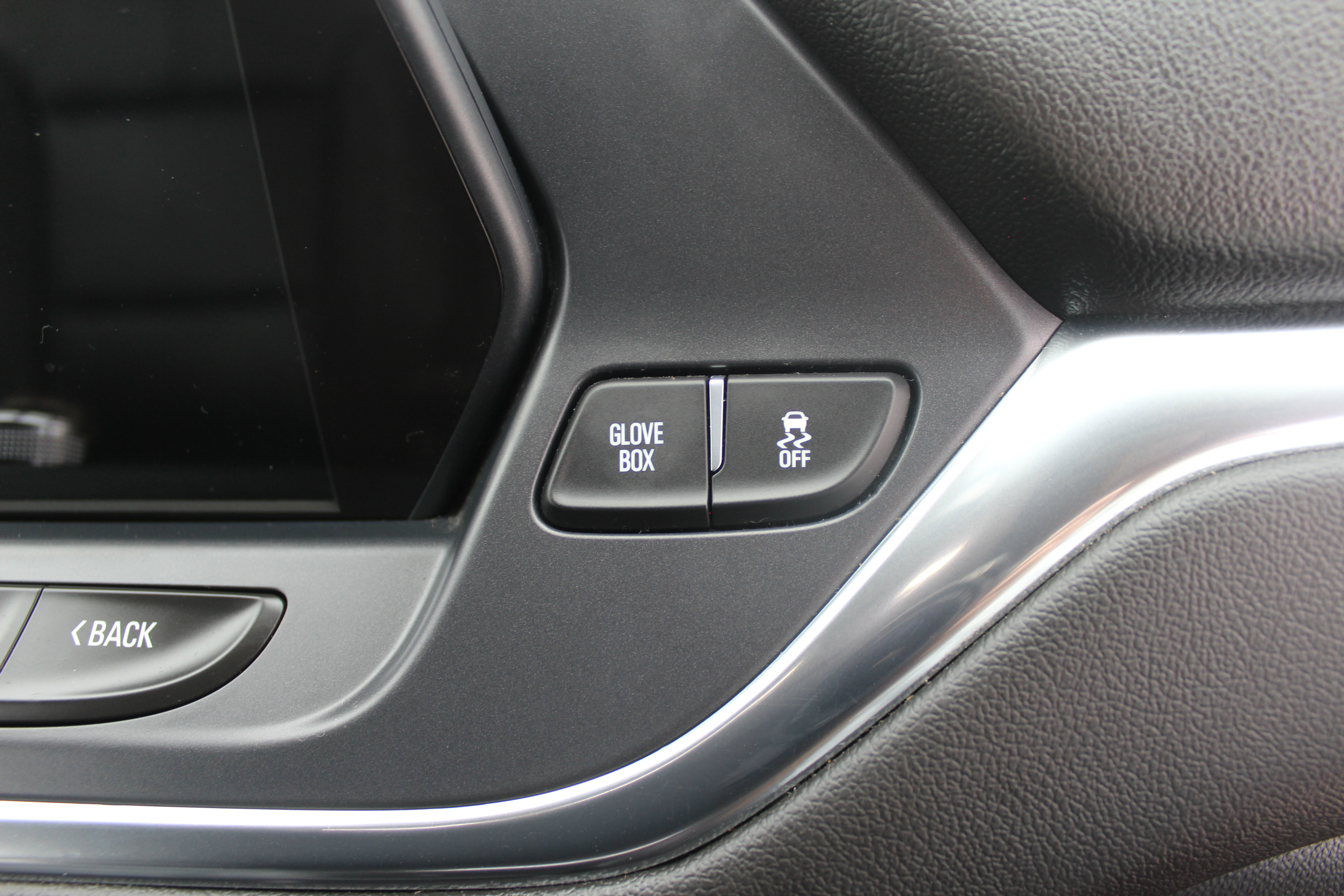 Used 2022 Chevrolet Blazer LT image 49