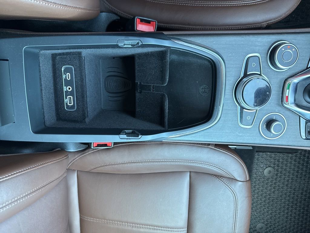 Used 2020 Alfa Romeo Stelvio Ti image 39