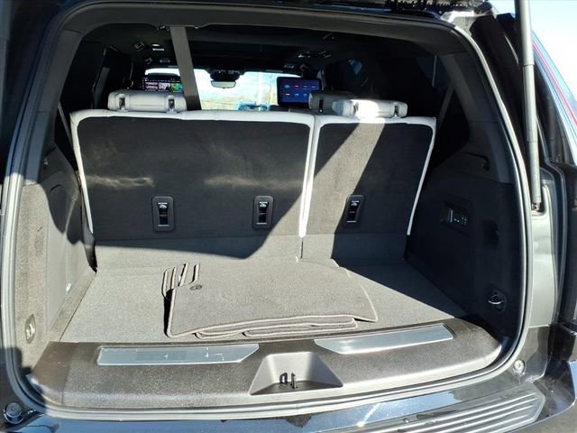 Used 2025 Cadillac Escalade Sport Platinum w/ LPO, ONYX Package image 21
