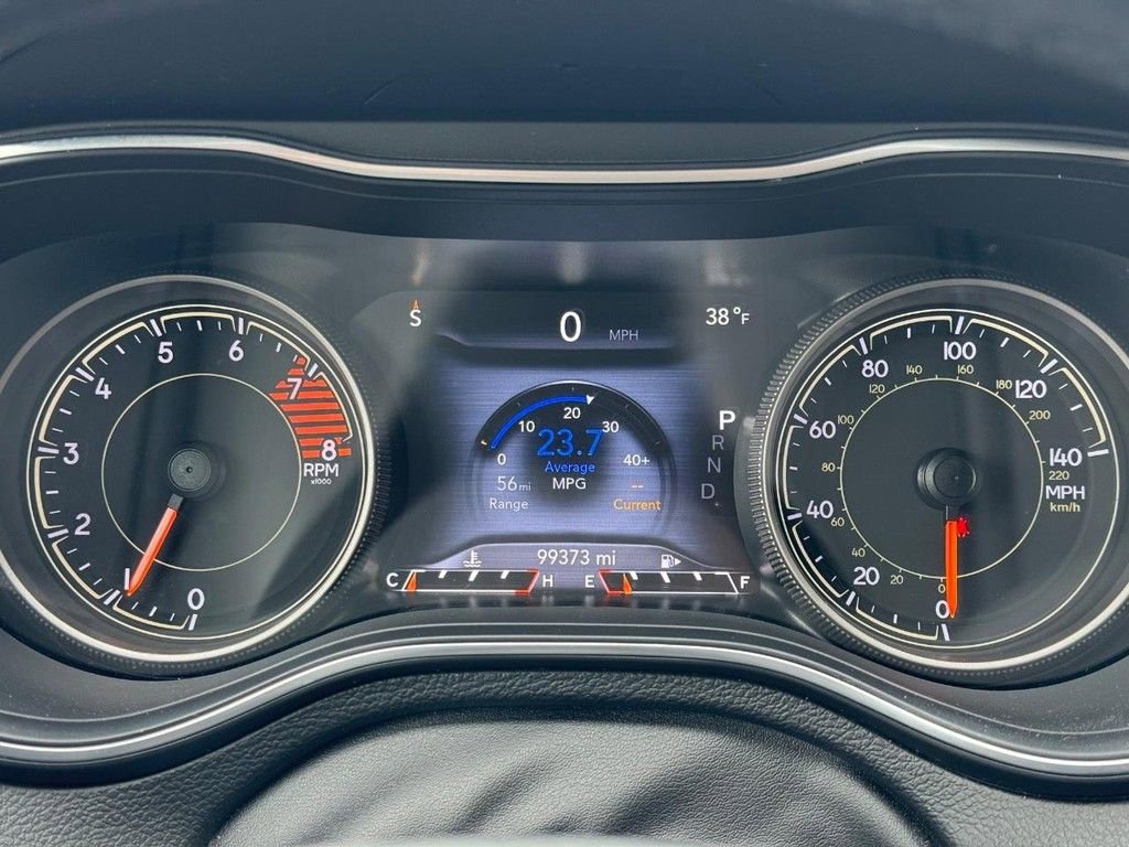 Used 2019 Jeep Cherokee Limited image 23