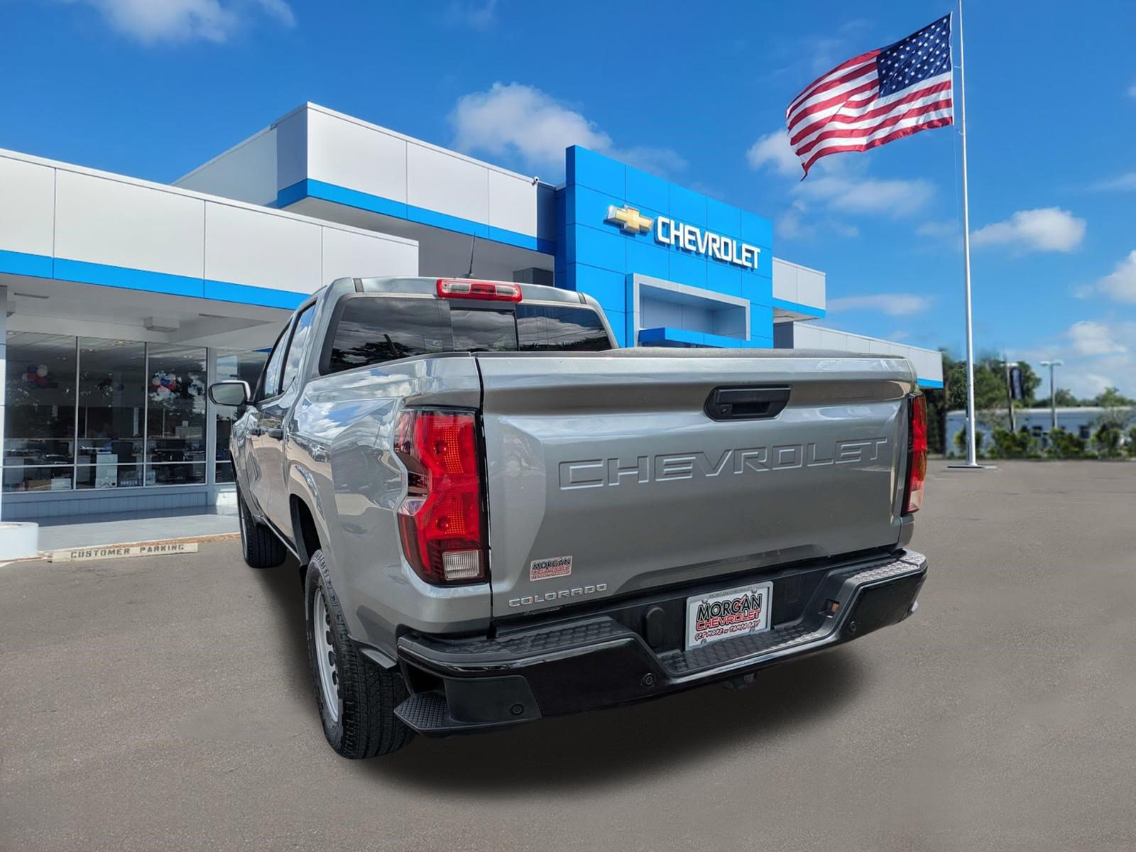 Used 2025 Chevrolet Colorado W/T RWD image 5