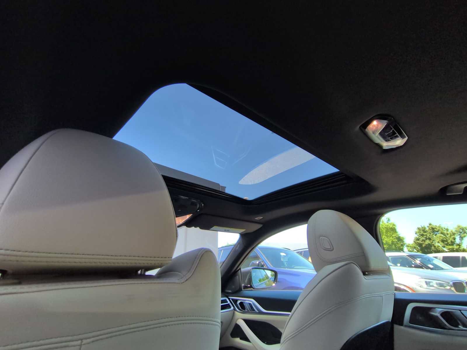 Used 2026 BMW i4 xDrive40i w/ M Sport Package AWD/4WD image 23