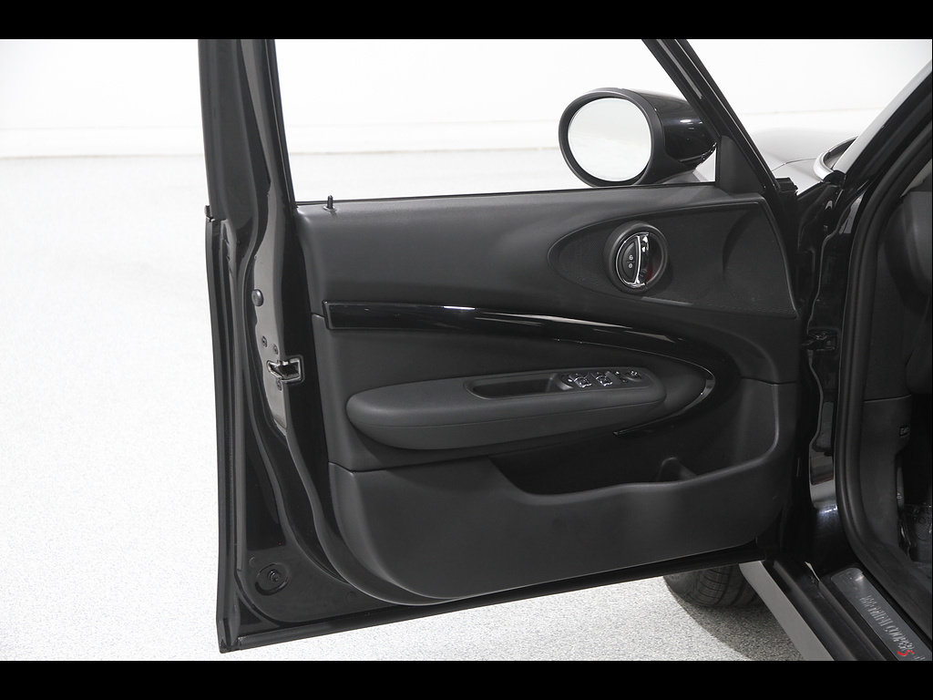 Certified 2024 MINI Cooper Clubman S AWD/4WD image 4