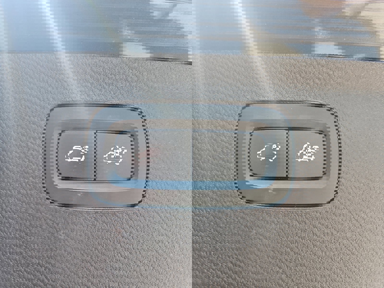 Used 2021 Volvo XC90 T6 Momentum image 23