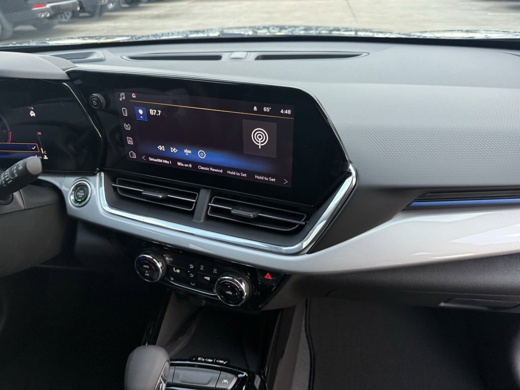 New 2026 Chevrolet Trax LT w/ Sunroof Package image 45