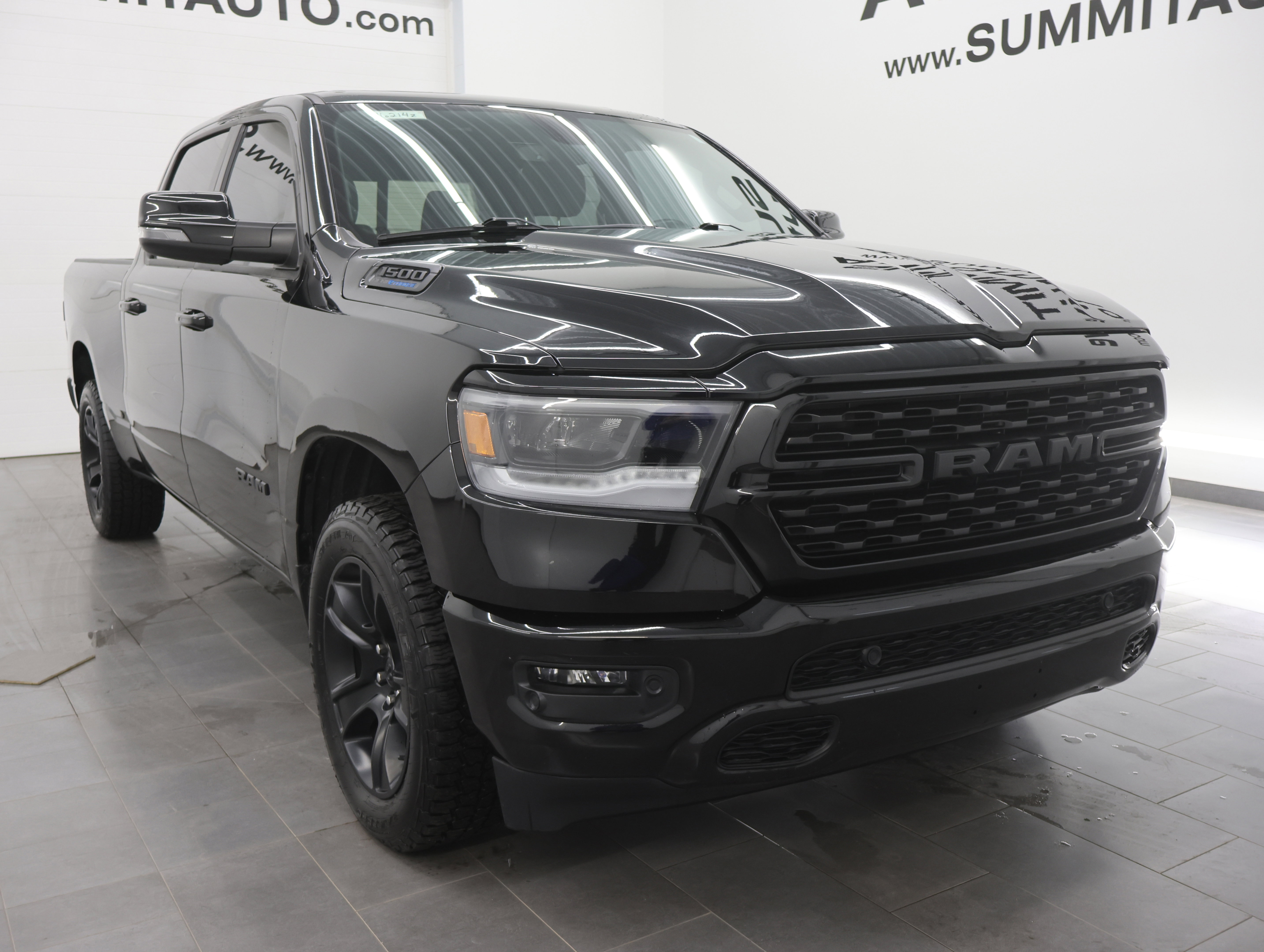 Used 2023 RAM 1500 Big Horn image 2