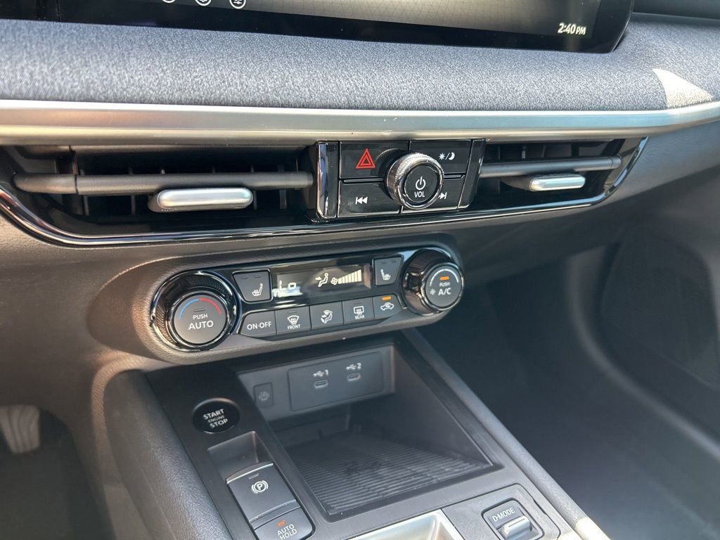 New 2026 Nissan Kicks SV w/ SV Premium Package image 35