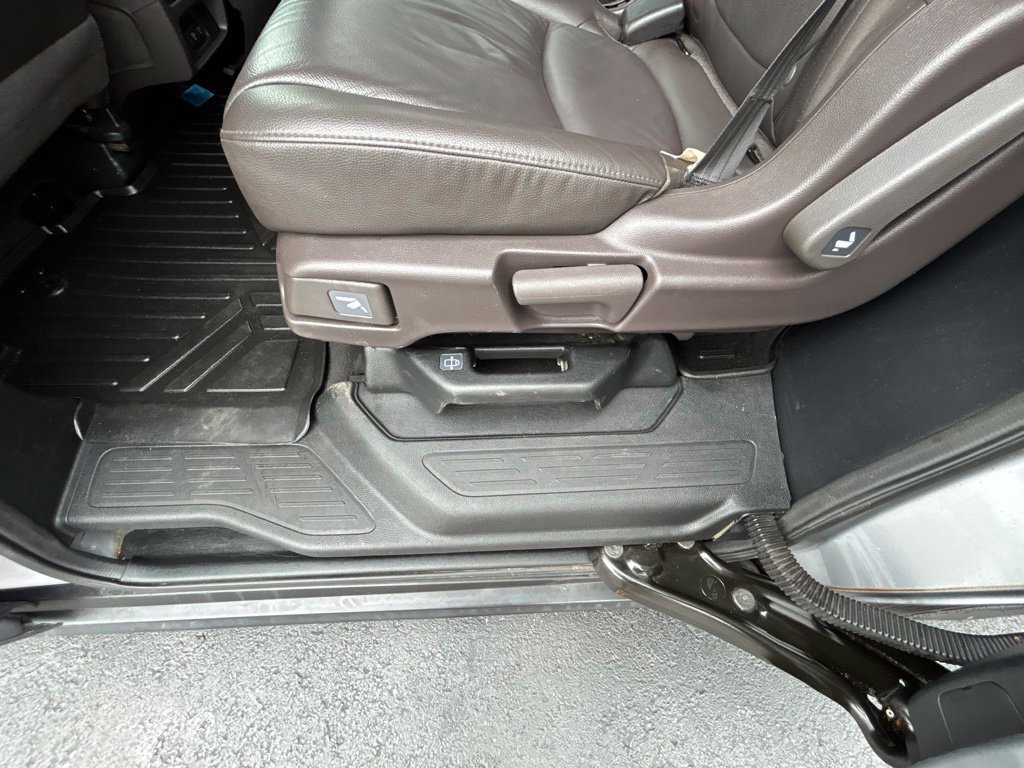 Used 2018 Honda Odyssey EX-L image 34