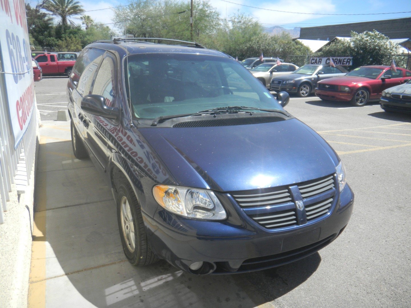 Used 2006 Dodge Grand Caravan SXT image 6