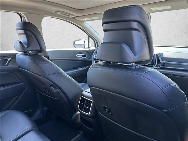Used 2023 Kia Sportage SX image 27