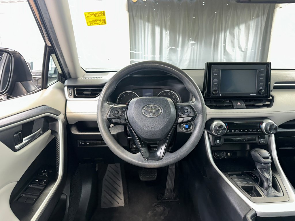 Used 2021 Toyota RAV4 XLE w/ Convenience Package AWD/4WD image 2