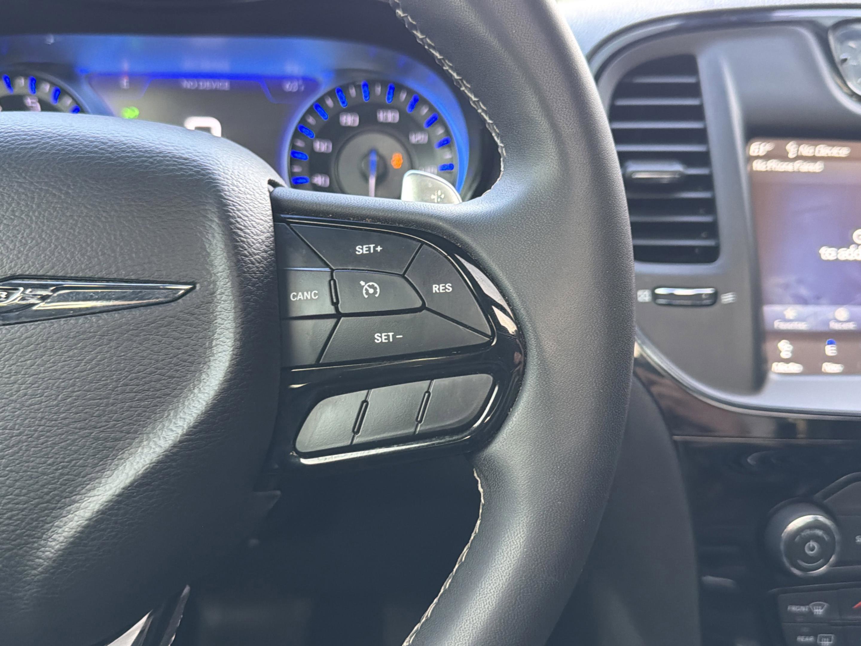 Used 2023 Chrysler 300 S image 12