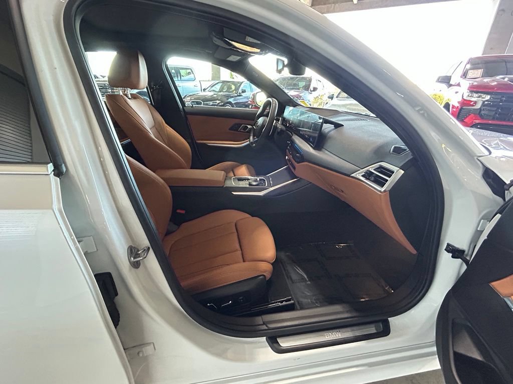 Used 2026 BMW 330i Sedan RWD image 41