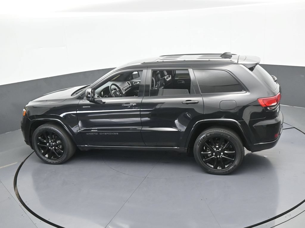 Used 2020 Jeep Grand Cherokee Altitude RWD image 49