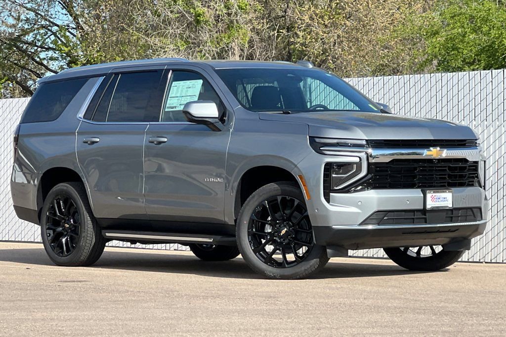 New 2026 Chevrolet Tahoe LS AWD/4WD image 2