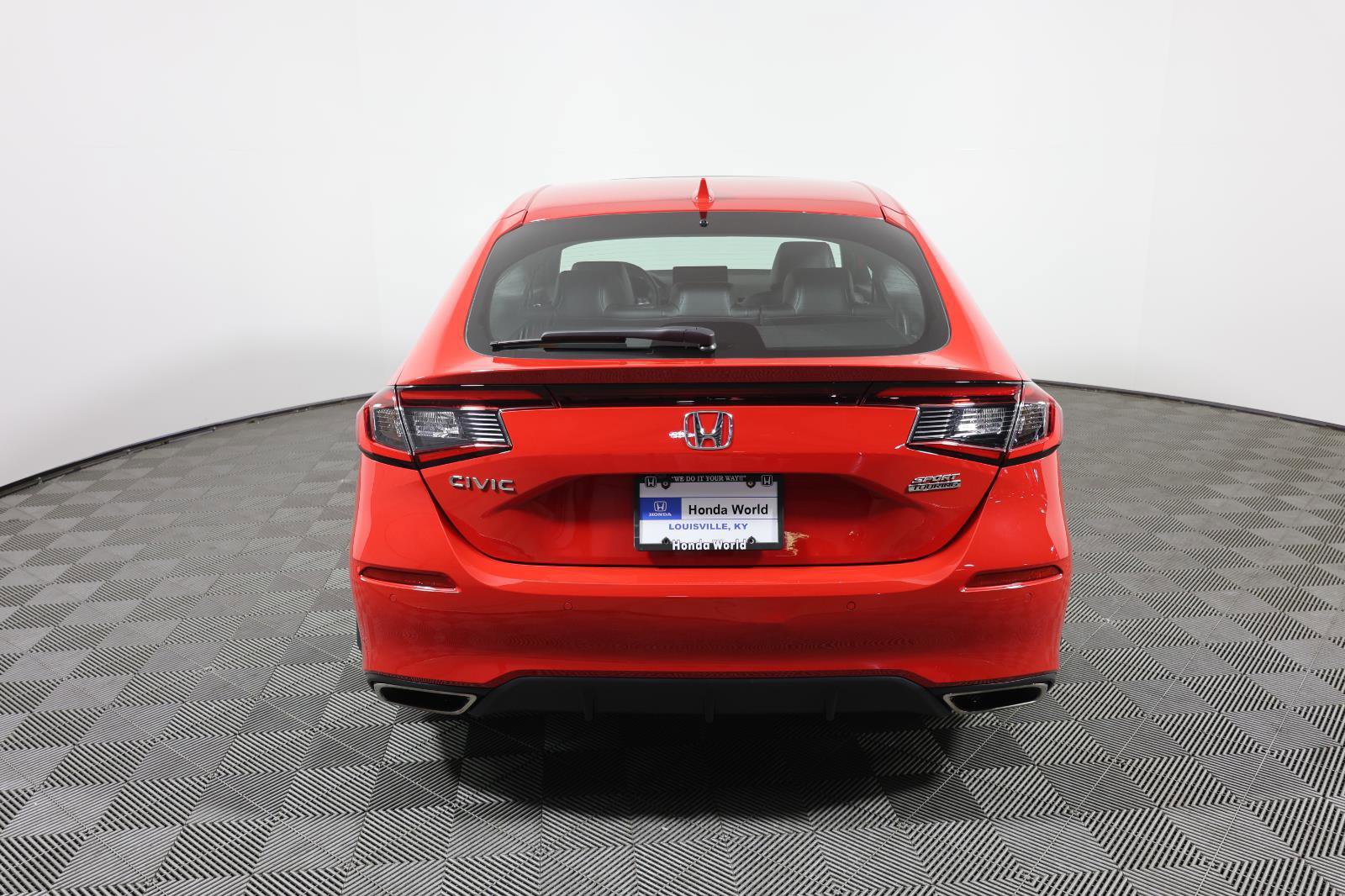 Used 2024 Honda Civic Sport Touring image 6