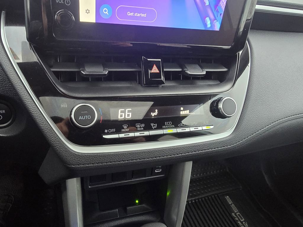 Used 2024 Toyota Corolla Cross SE w/ Moonroof Package image 23