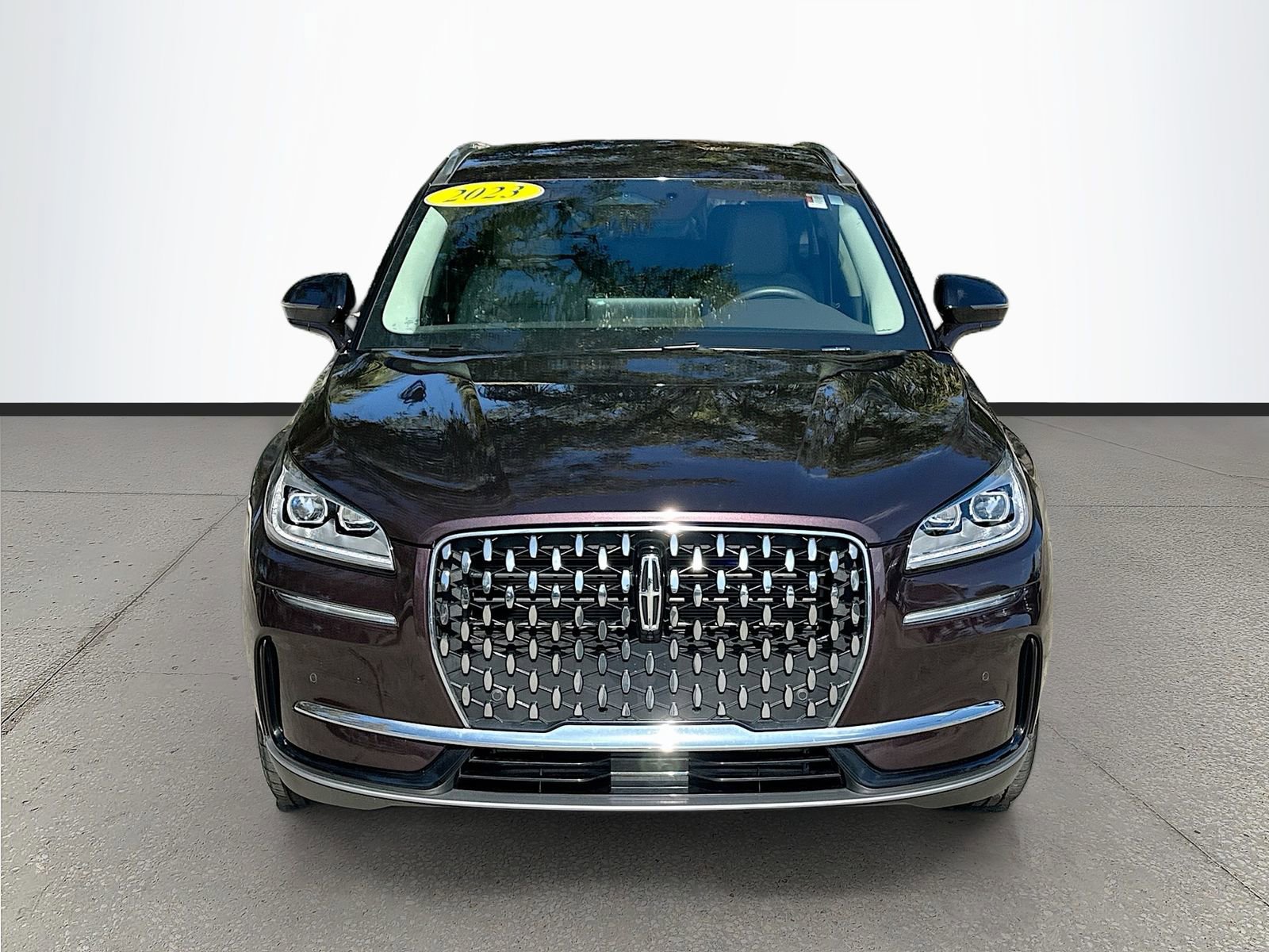 Used 2023 Lincoln Corsair Reserve w/ Equipment Group 201A image 2