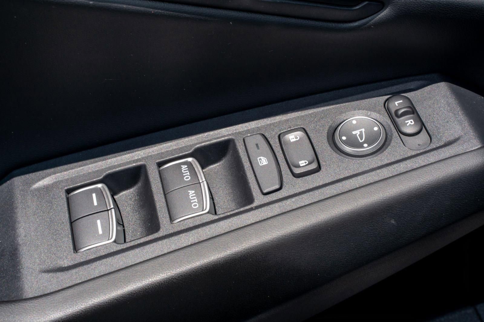 Certified 2025 Honda Accord SE image 28