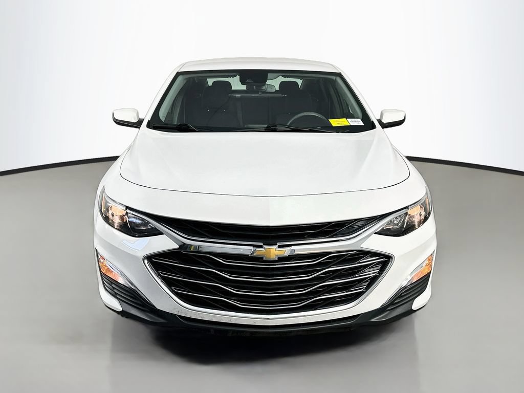 Used 2024 Chevrolet Malibu LS w/ Driver Confidence Package FWD image 2