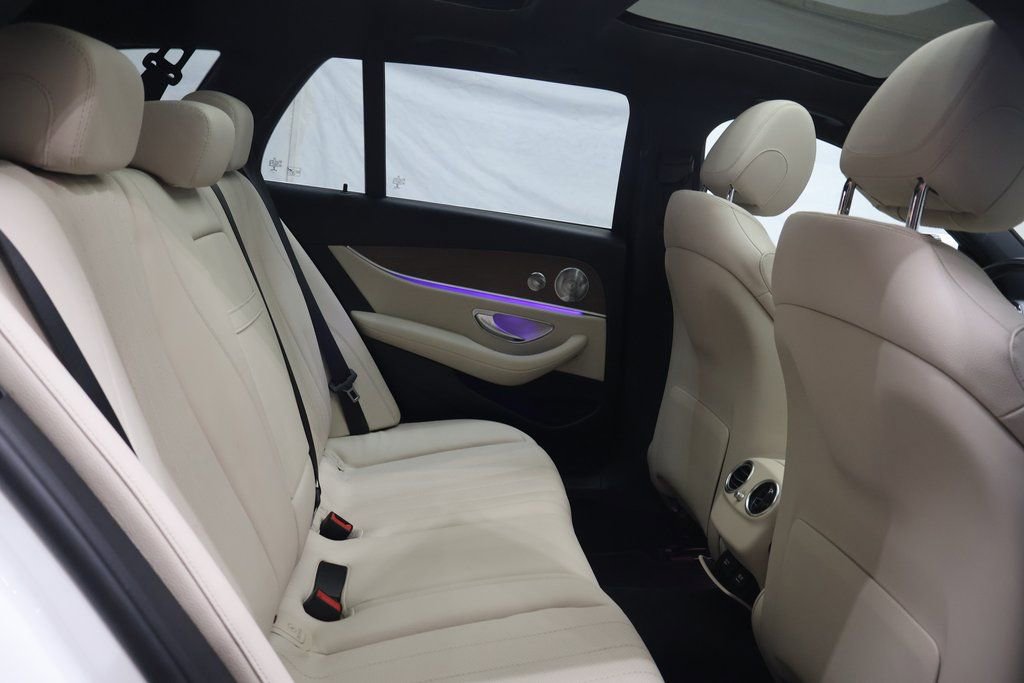 Used 2017 Mercedes-Benz E 400 4MATIC Wagon image 13