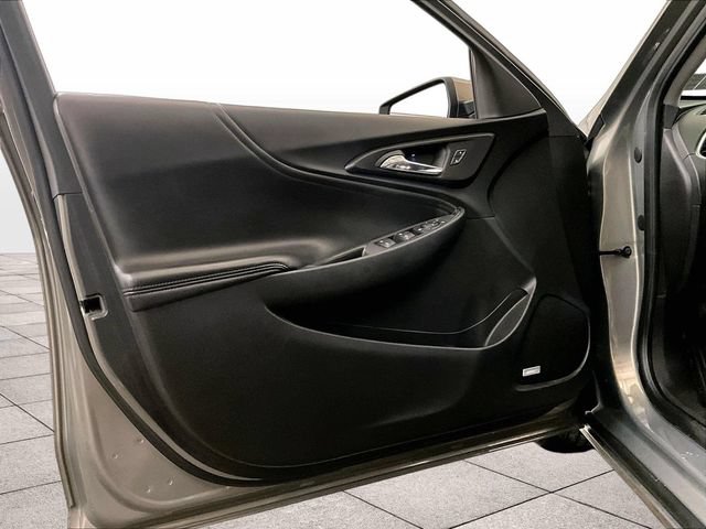 Used 2017 Chevrolet Malibu LT w/ Leather Package FWD image 22