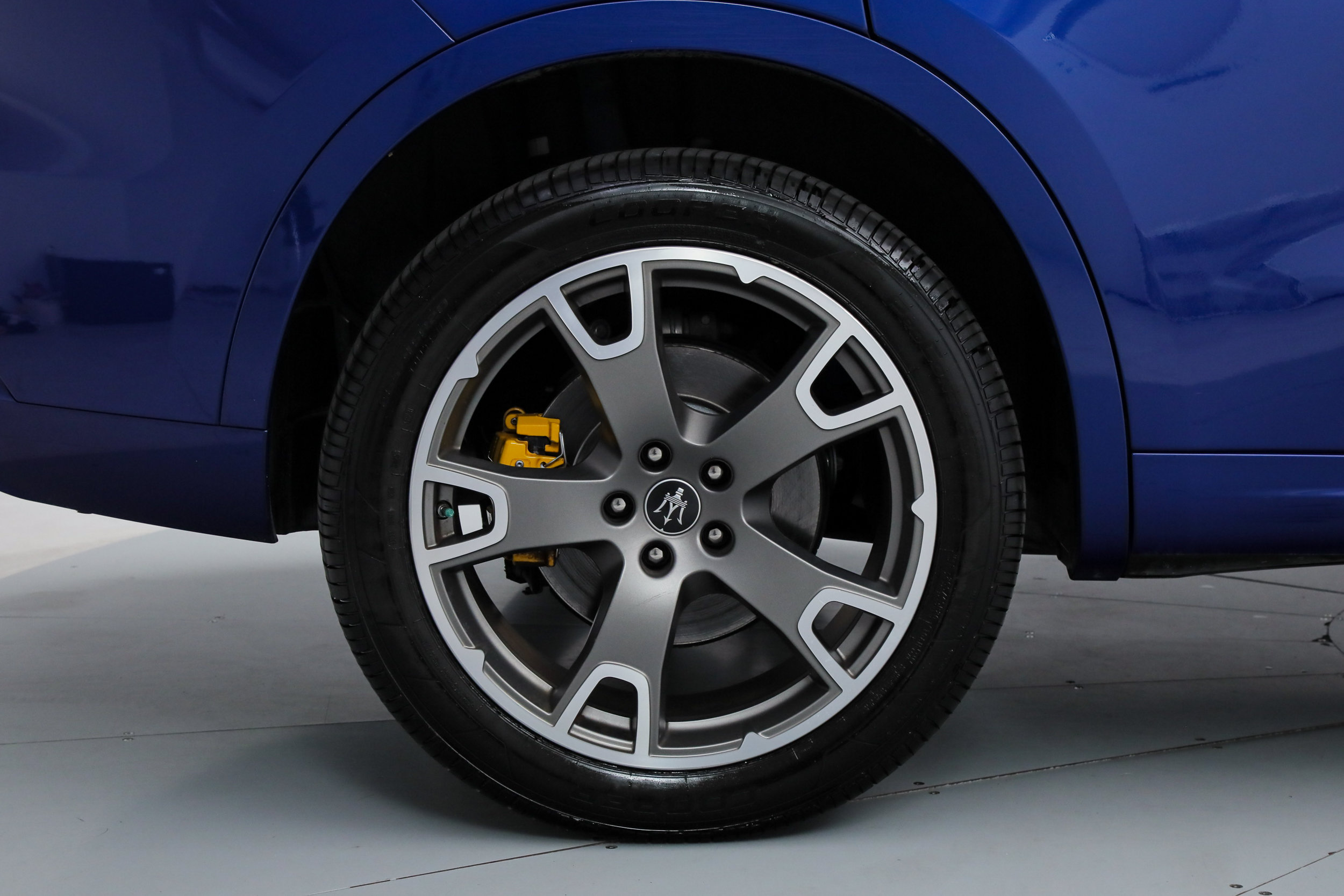 Certified 2023 Maserati Levante GT AWD/4WD image 22