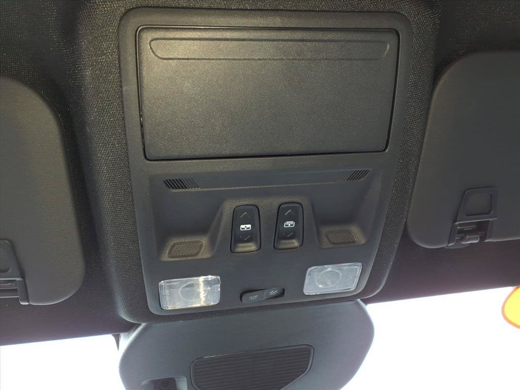 Used 2025 Ford Escape ST-Line w/ Equipment Group 301A FWD image 18
